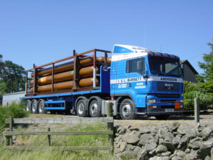 I L Burnett Lorry